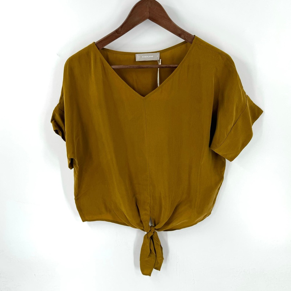 Everlane NWT Mustard Brown V-Neck Short Sleeve Tie Bottom Blouse Size Small